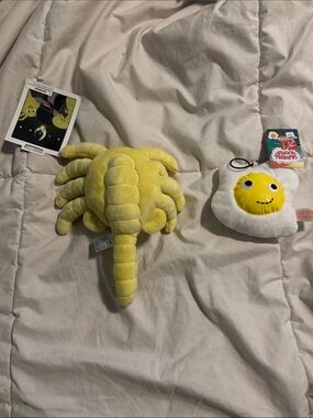 Kidorable White Plush 'Yummy World' Charm with Yellow Embroidery
